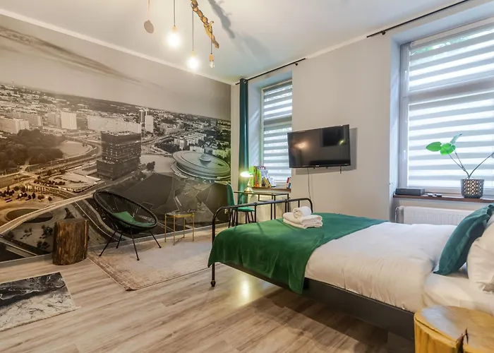 Strzelecka By Bookinghost