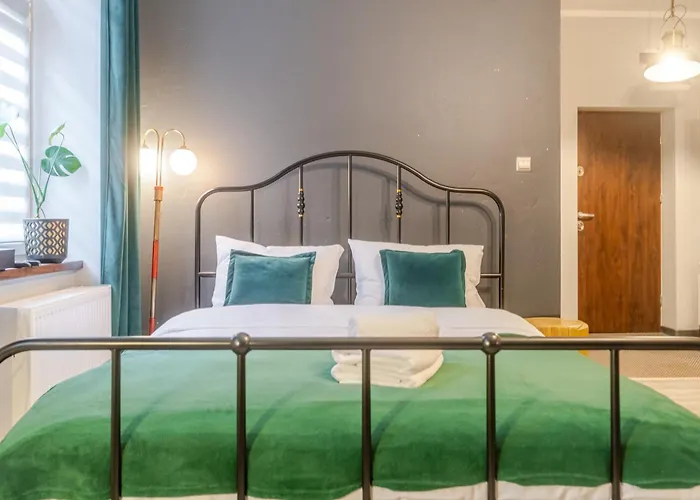 Strzelecka By Bookinghost アパート